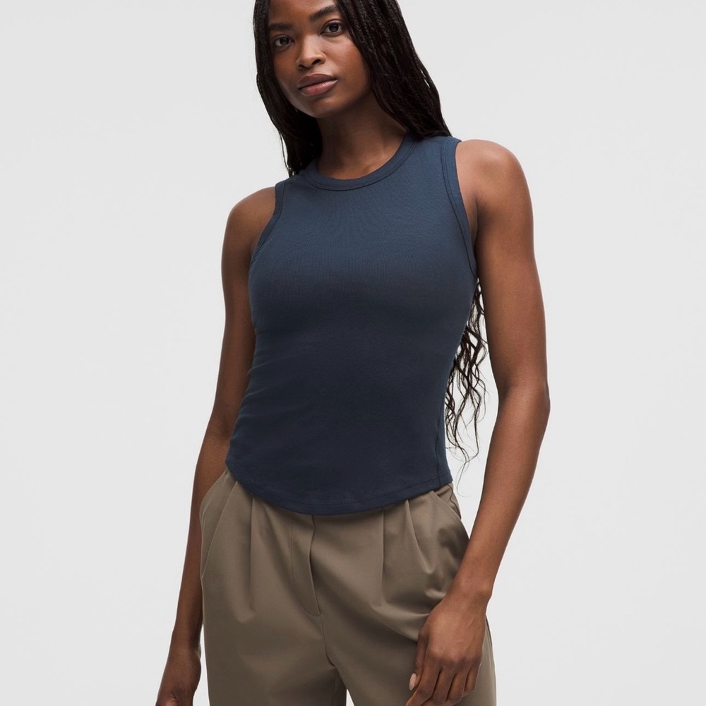 Lululemon Women's Navy Ribbed Tank Top